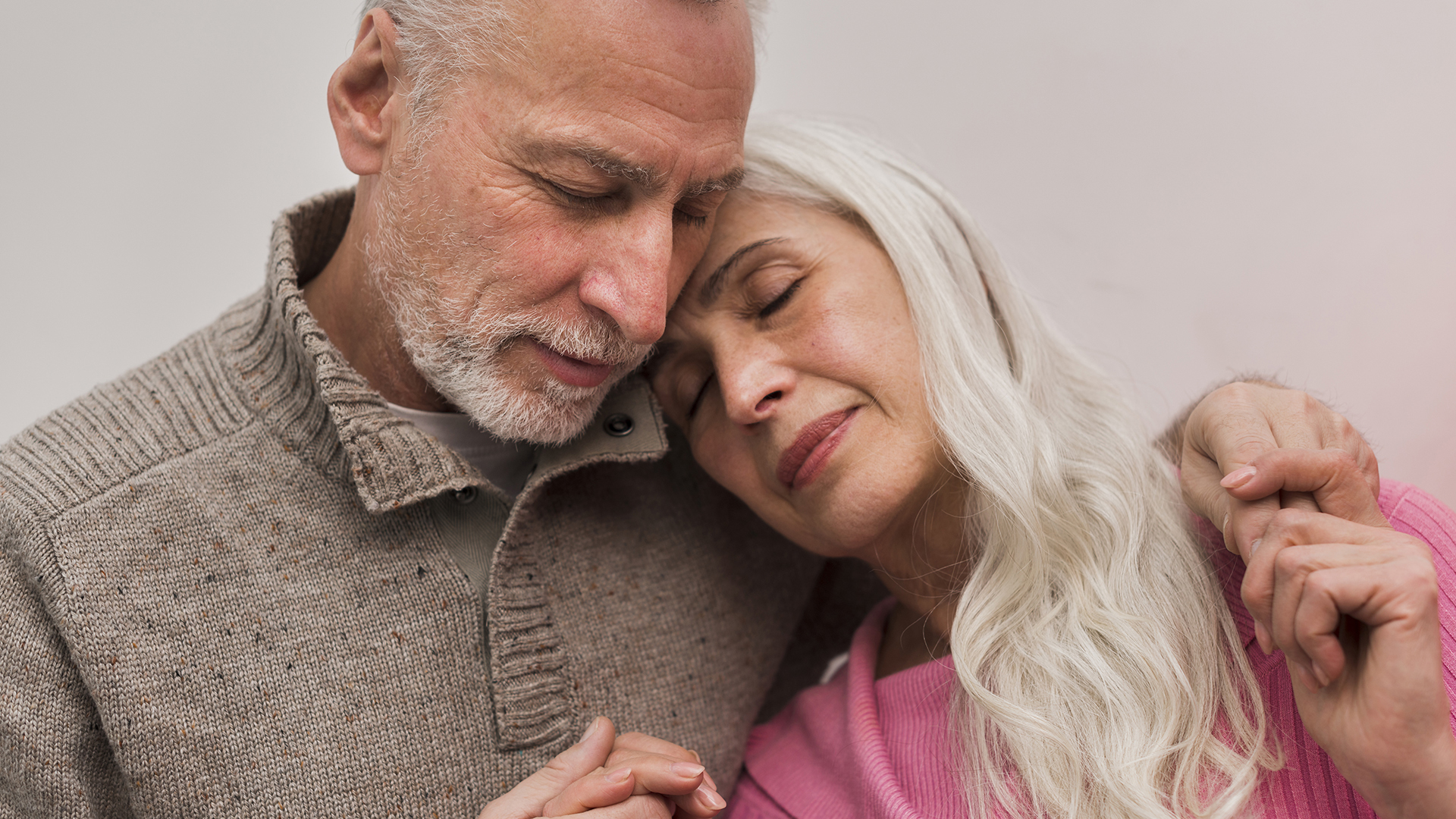Cómo reconocer síntomas de Parkinson